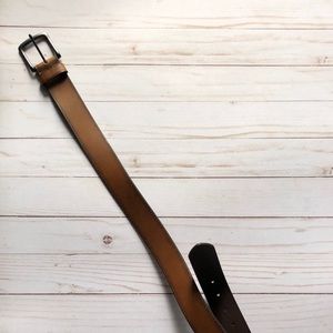 Men’s brown leather belt.